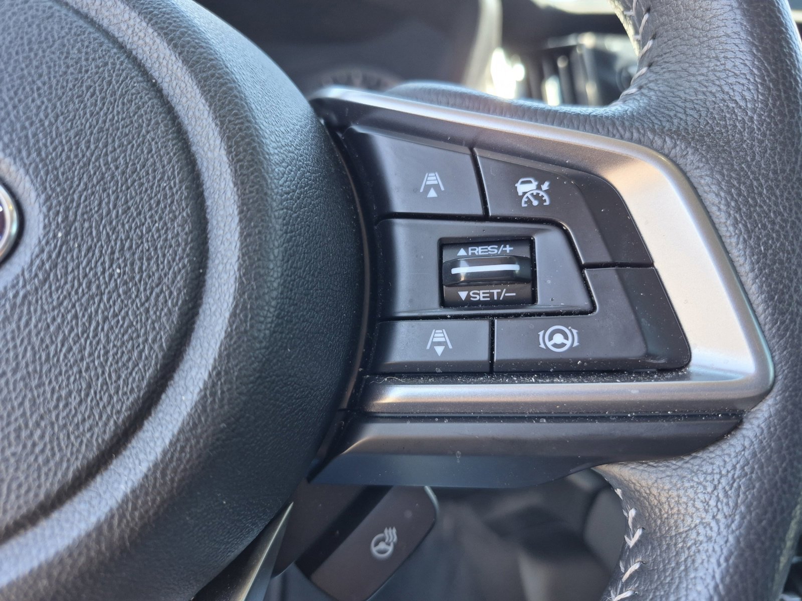 Used 2022 Subaru Legacy Limited XT AWD/4WD image 24