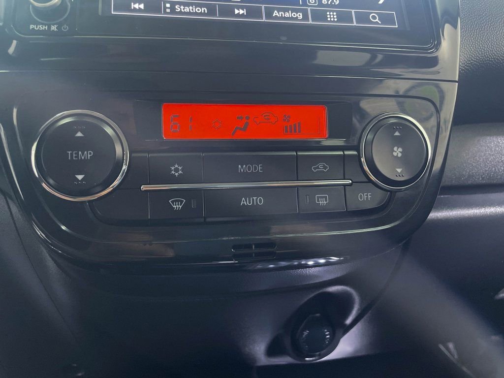 Used 2024 Mitsubishi Mirage ES image 29