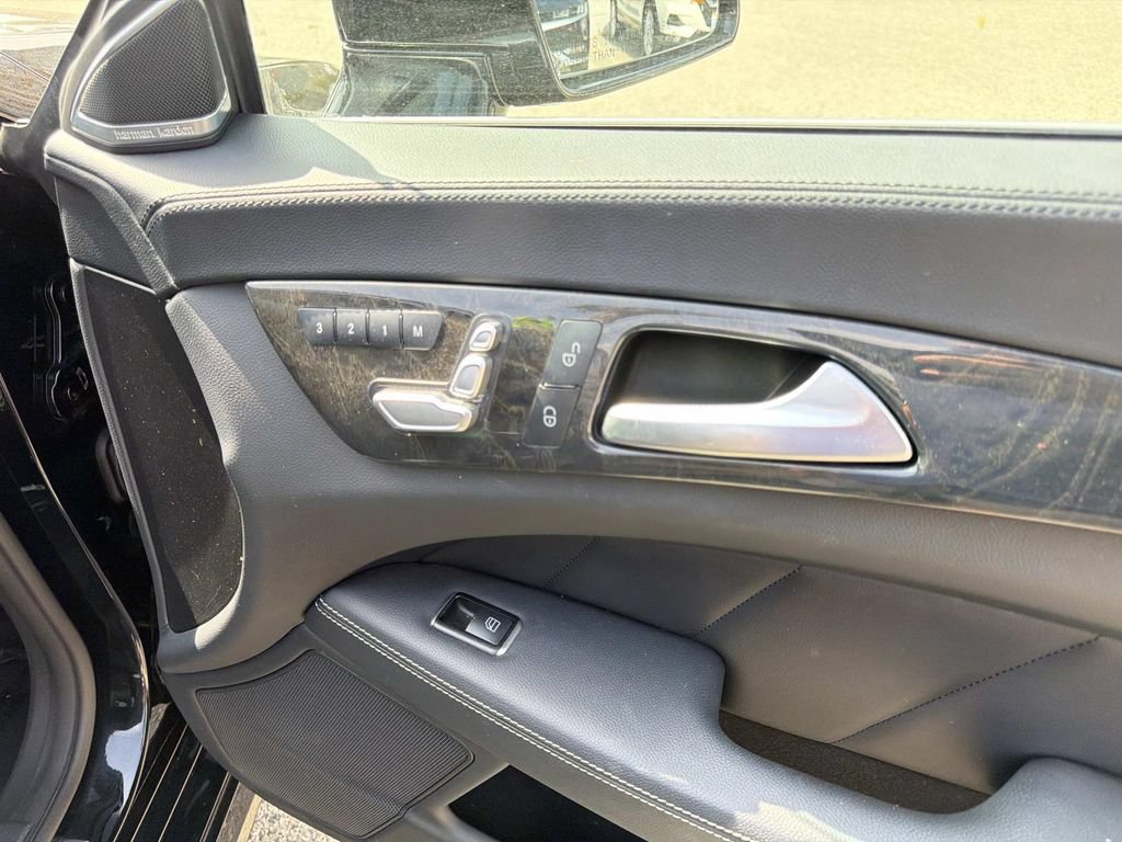 Used 2016 Mercedes-Benz CLS 400 image 11