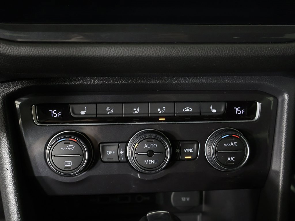 Used 2019 Volkswagen Tiguan SE w/ Panoramic Sunroof Package image 38