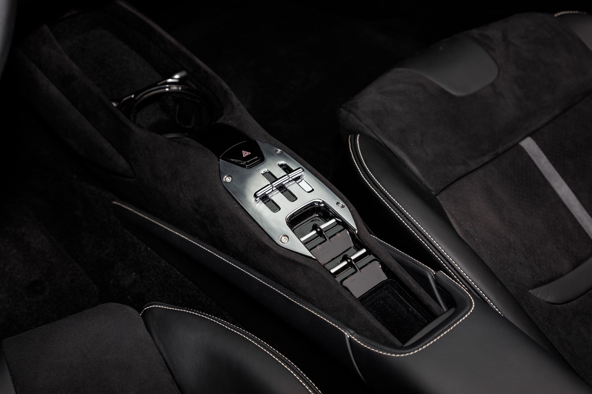 Used 2024 Ferrari SF90 Spider AWD/4WD image 26
