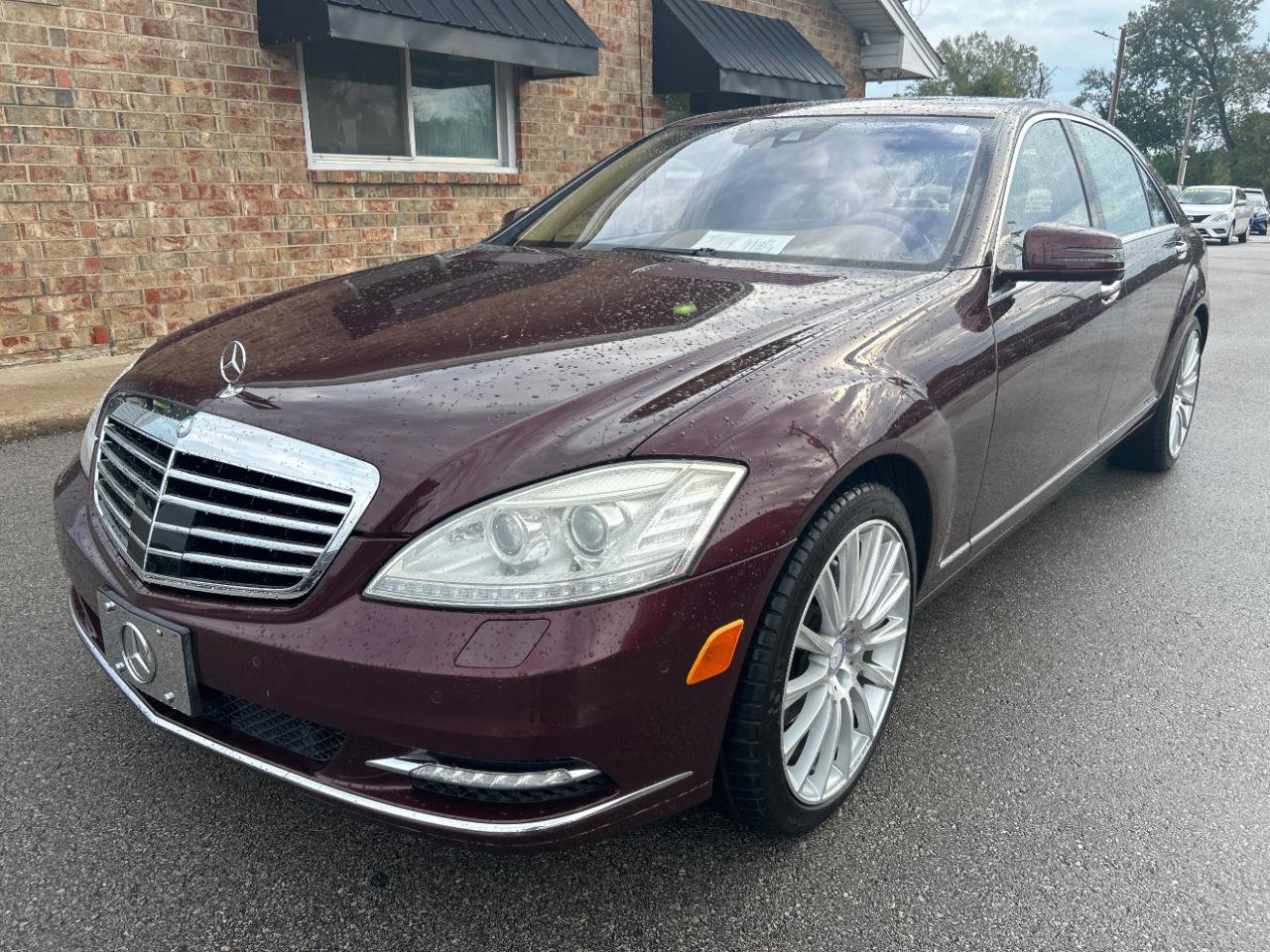 Used 2011 Mercedes-Benz S 550 image 1