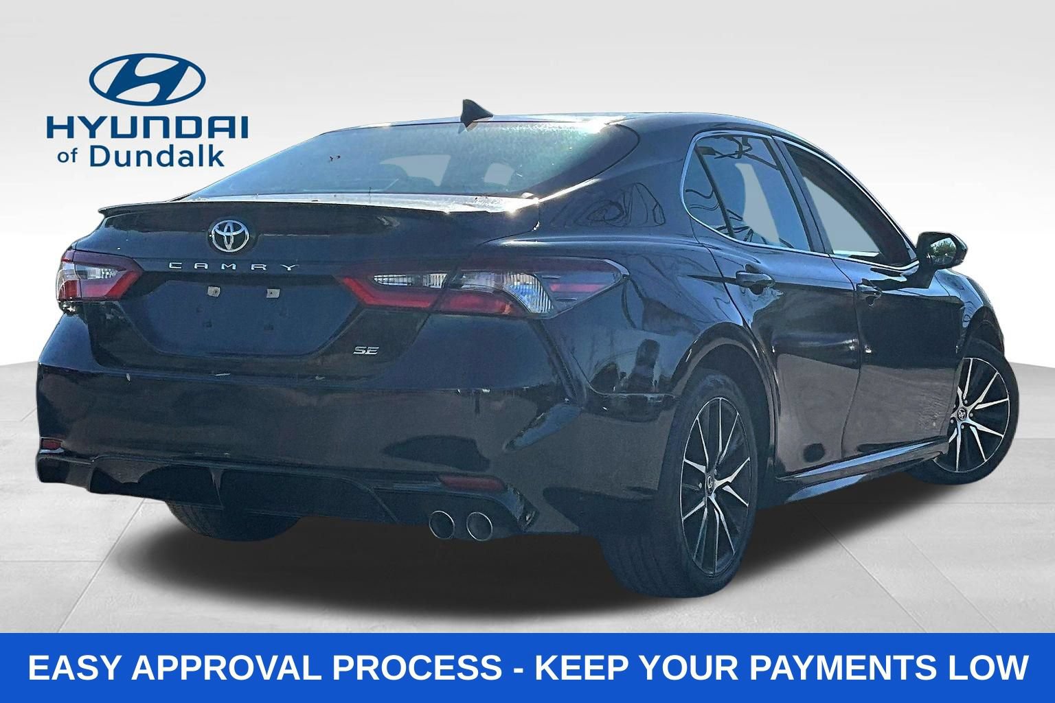 Used 2022 Toyota Camry SE FWD image 8
