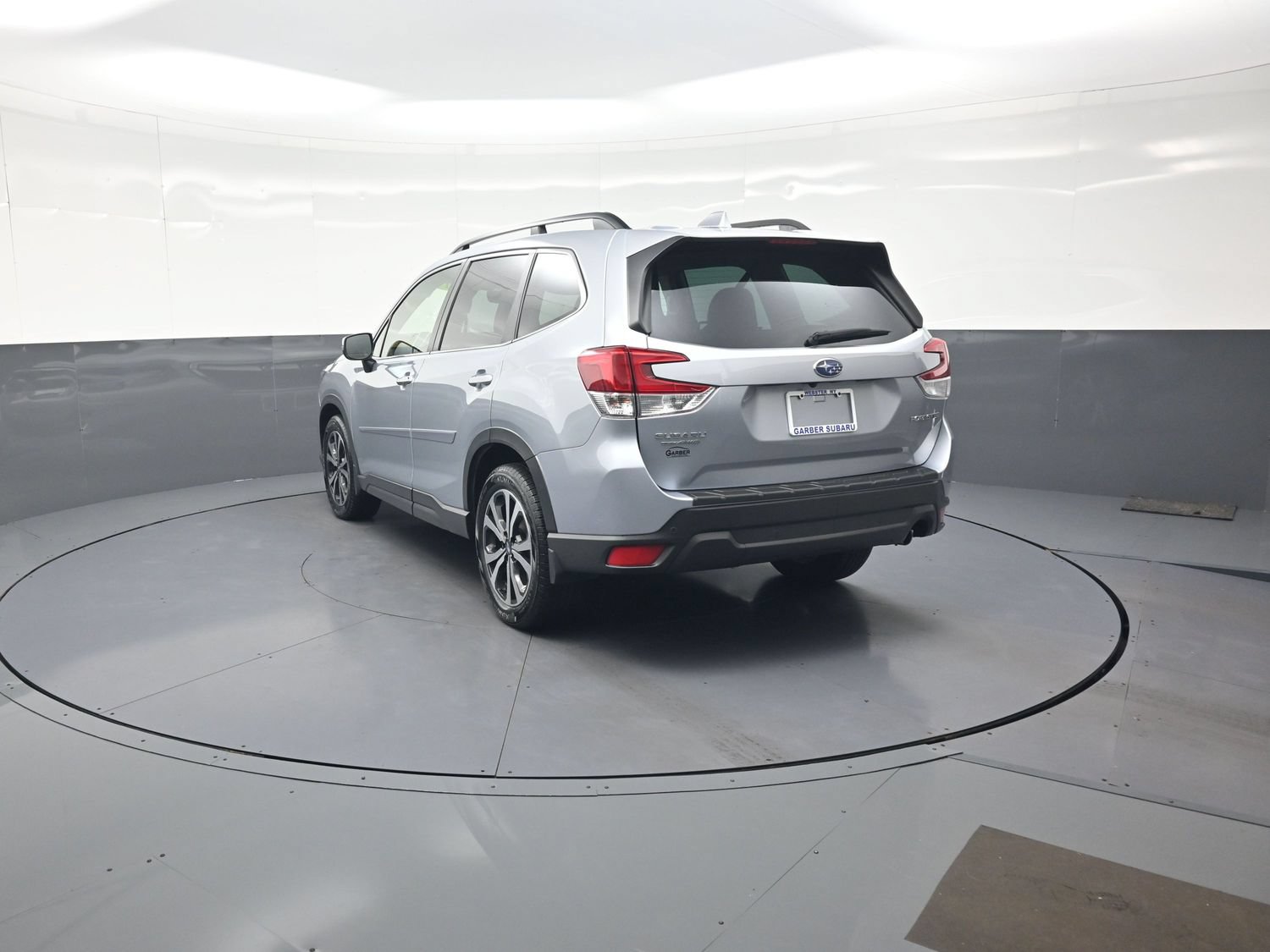 Used 2021 Subaru Forester Limited AWD/4WD image 5