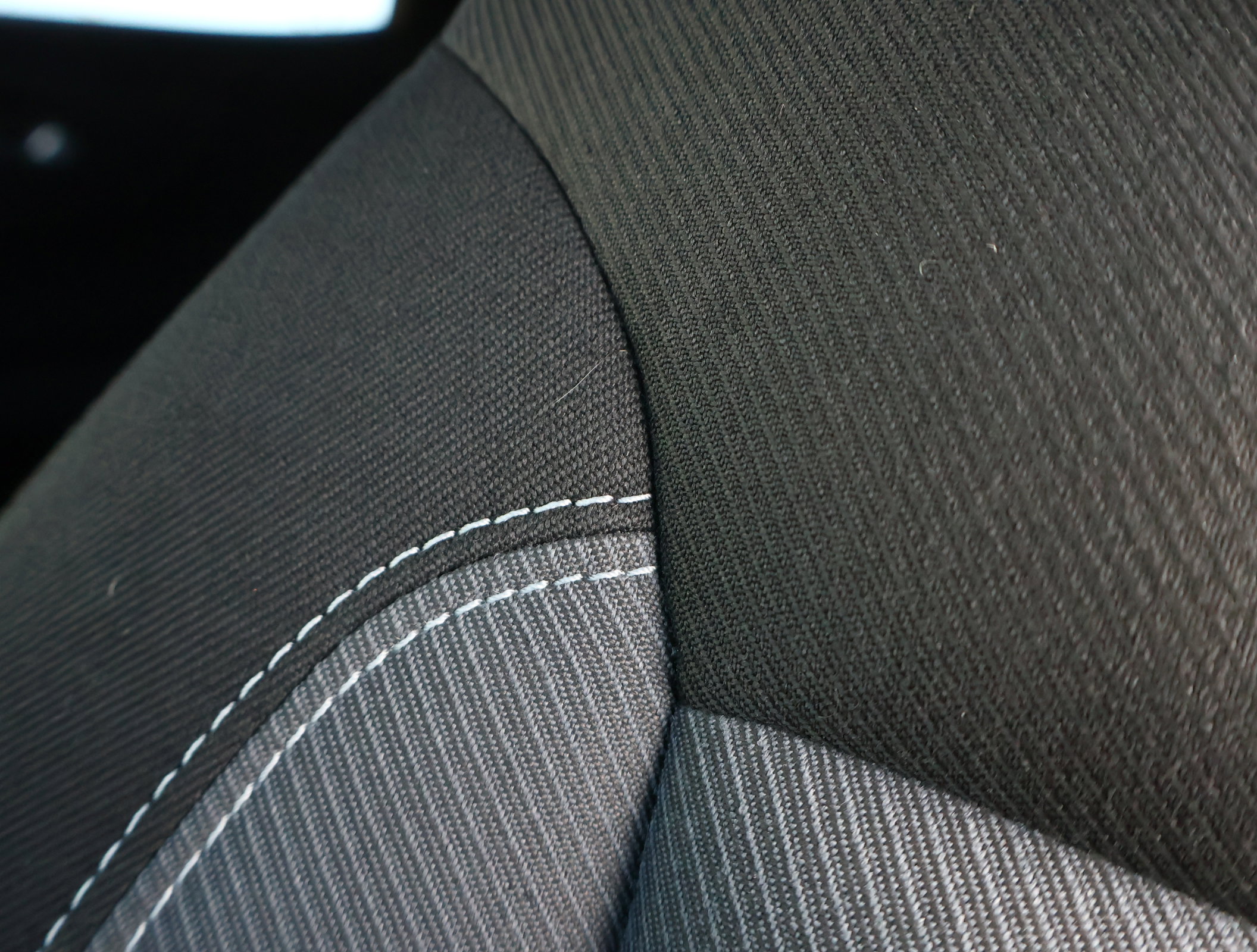 Certified 2024 Chevrolet Blazer LT w/ Convenience Package image 12