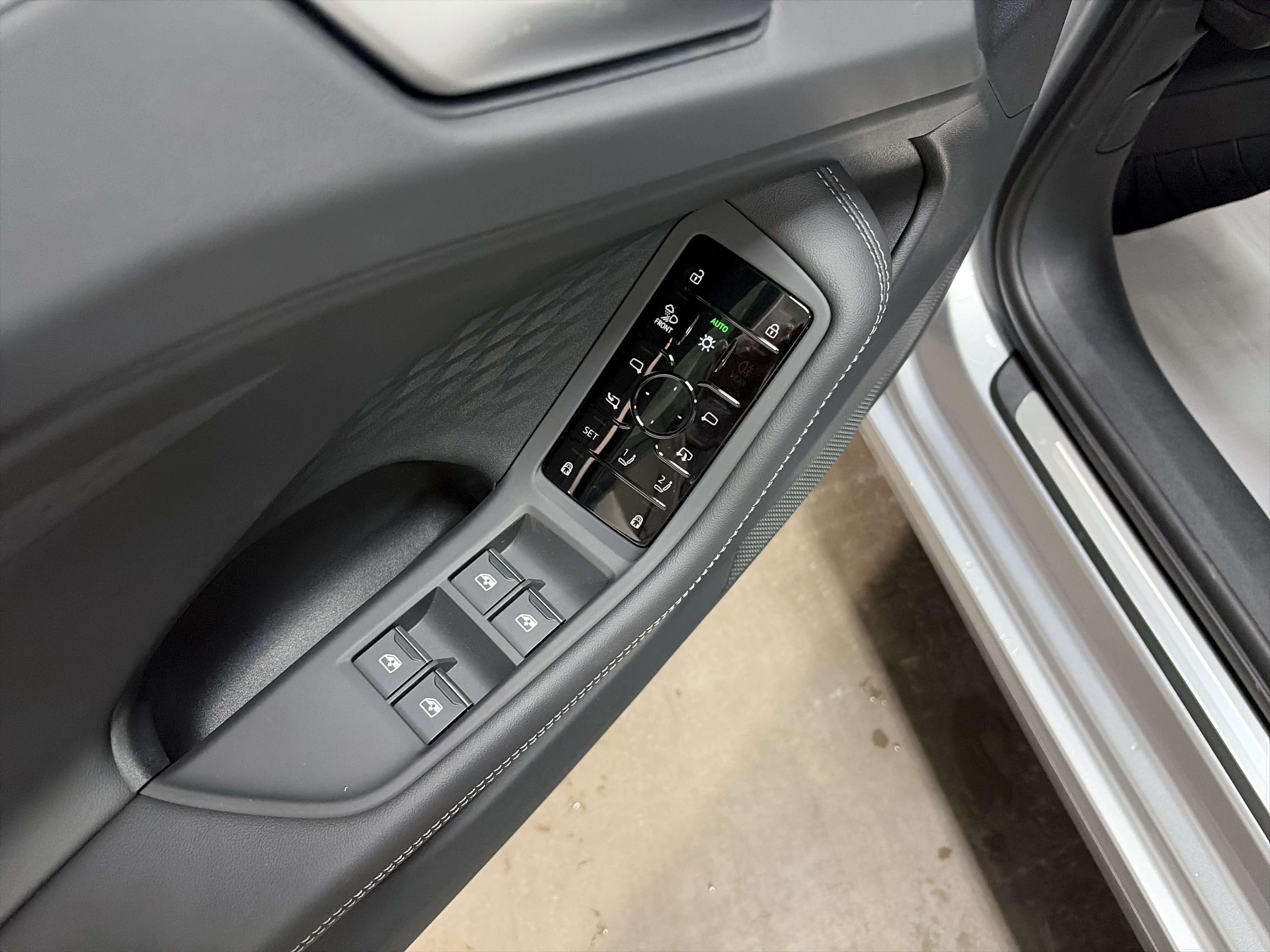 New 2026 Audi A6 Premium Plus AWD/4WD image 25