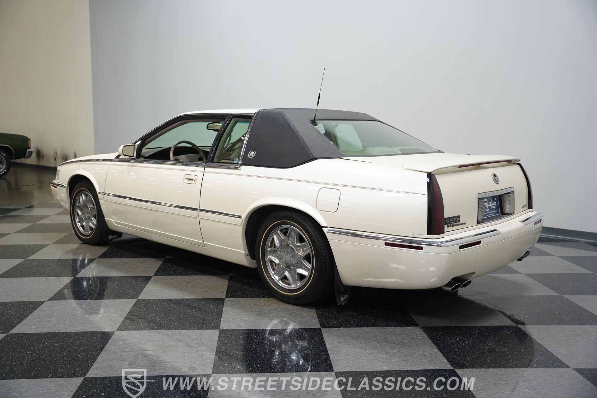 Used 2001 Cadillac Eldorado ESC w/ Comfort/Convenience Pkg FWD image 9