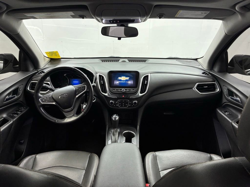 Used 2018 Chevrolet Equinox LT w/ Sun & Infotainment Package FWD image 12