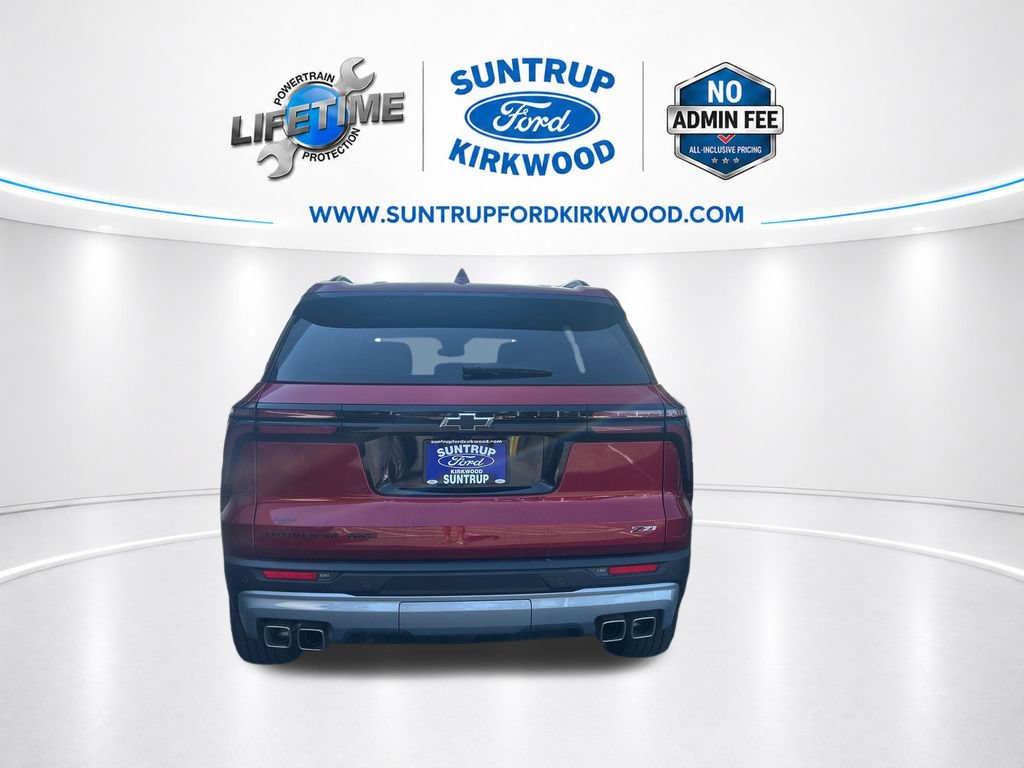Used 2024 Chevrolet Traverse Z71 AWD/4WD image 4