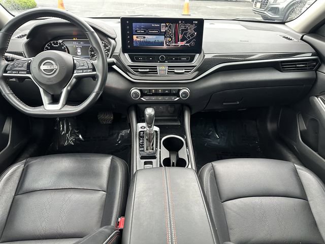 Used 2024 Nissan Altima 2.5 SR w/ SR Premium Package AWD/4WD image 15
