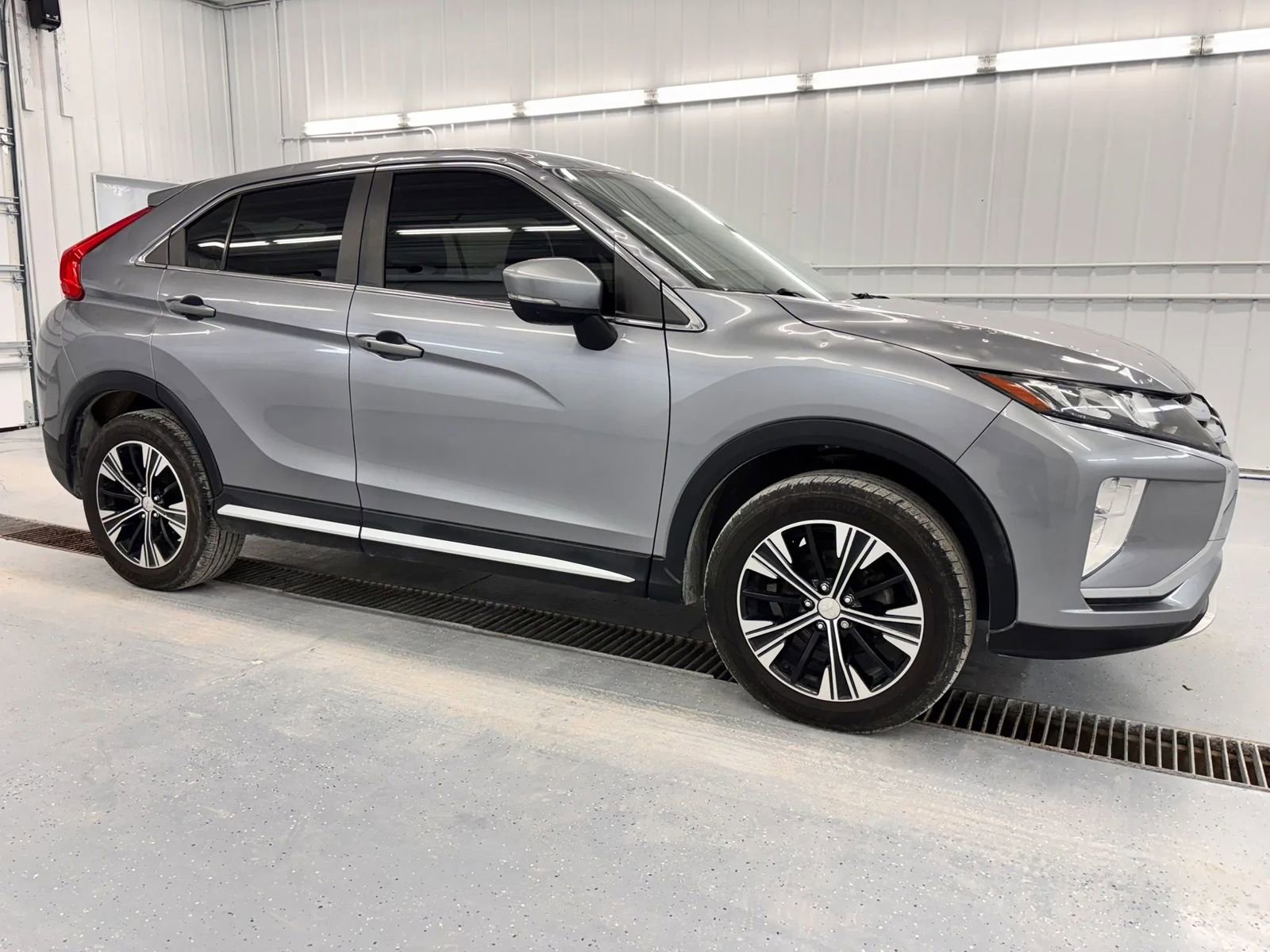 Used 2018 Mitsubishi Eclipse Cross SE AWD/4WD image 24