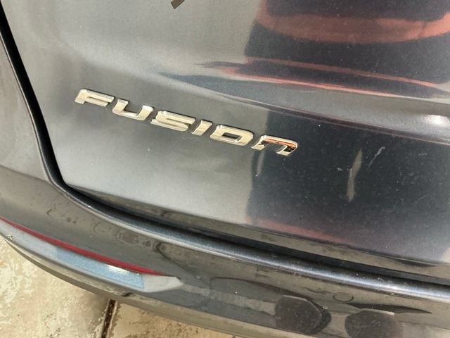 Used 2019 Ford Fusion SE w/ Equipment Group 151A FWD image 6