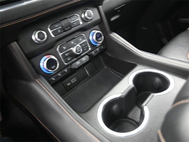 Used 2023 GMC Yukon AT4 w/ AT4 Premium Package image 4