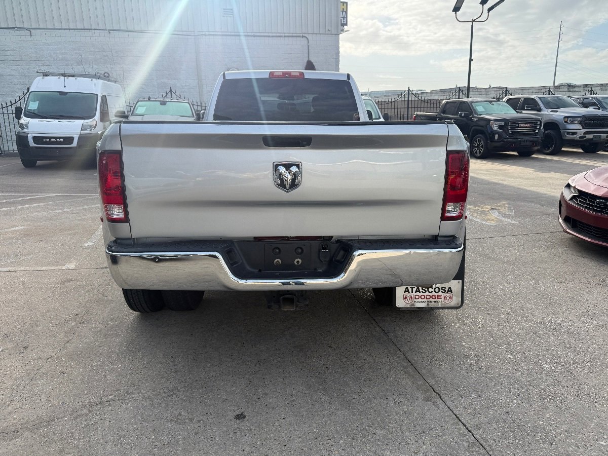 Used 2018 RAM 3500 Tradesman w/ Chrome Appearance Group AWD/4WD image 5