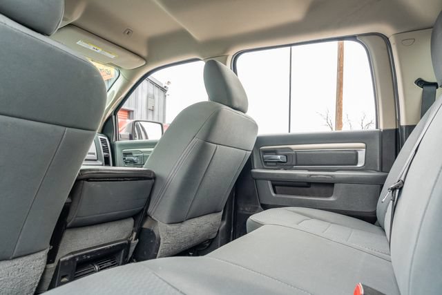 Used 2018 RAM 2500 SLT AWD/4WD image 33
