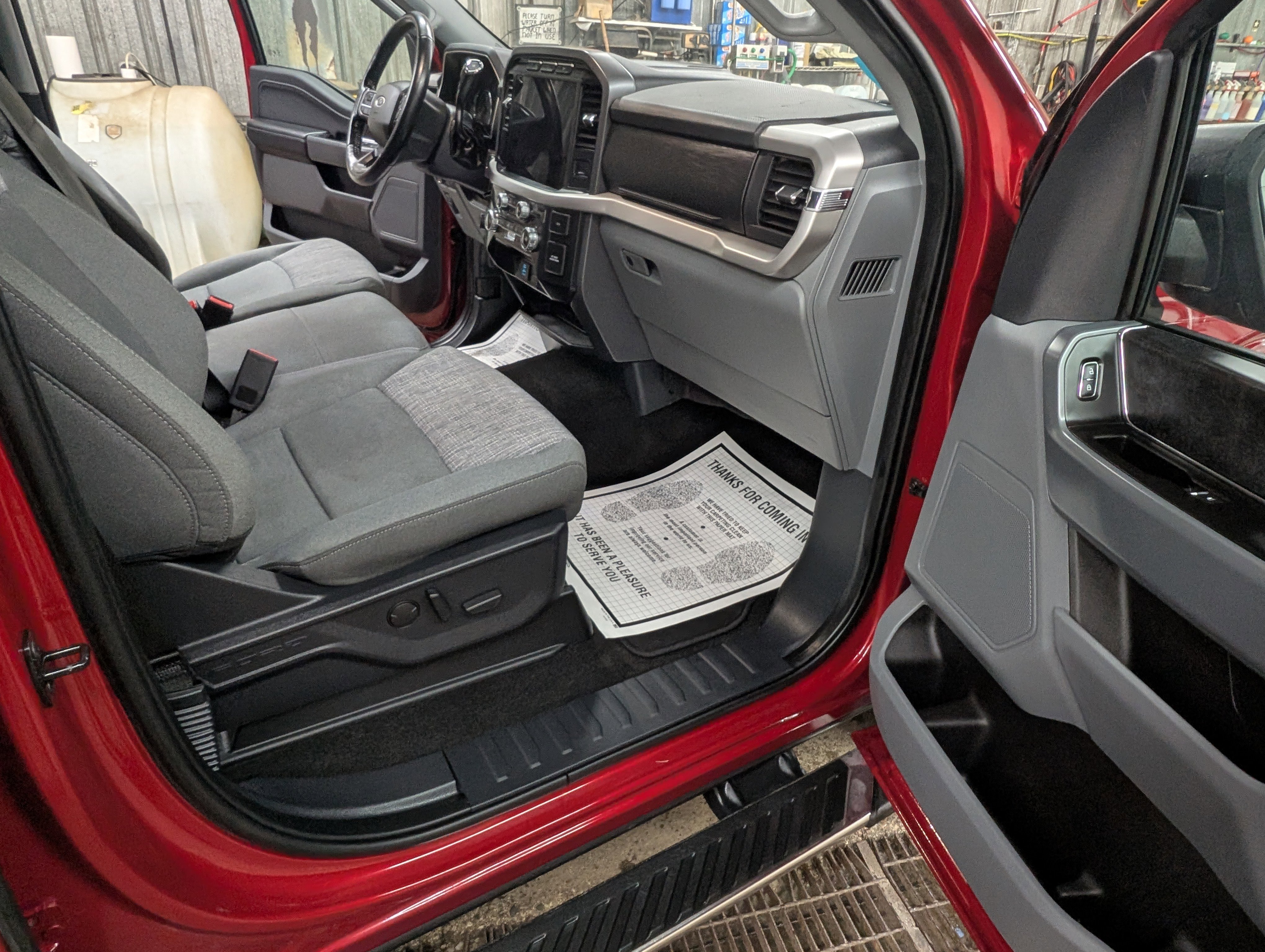 Used 2022 Ford F150 XLT w/ Equipment Group 302A High image 5