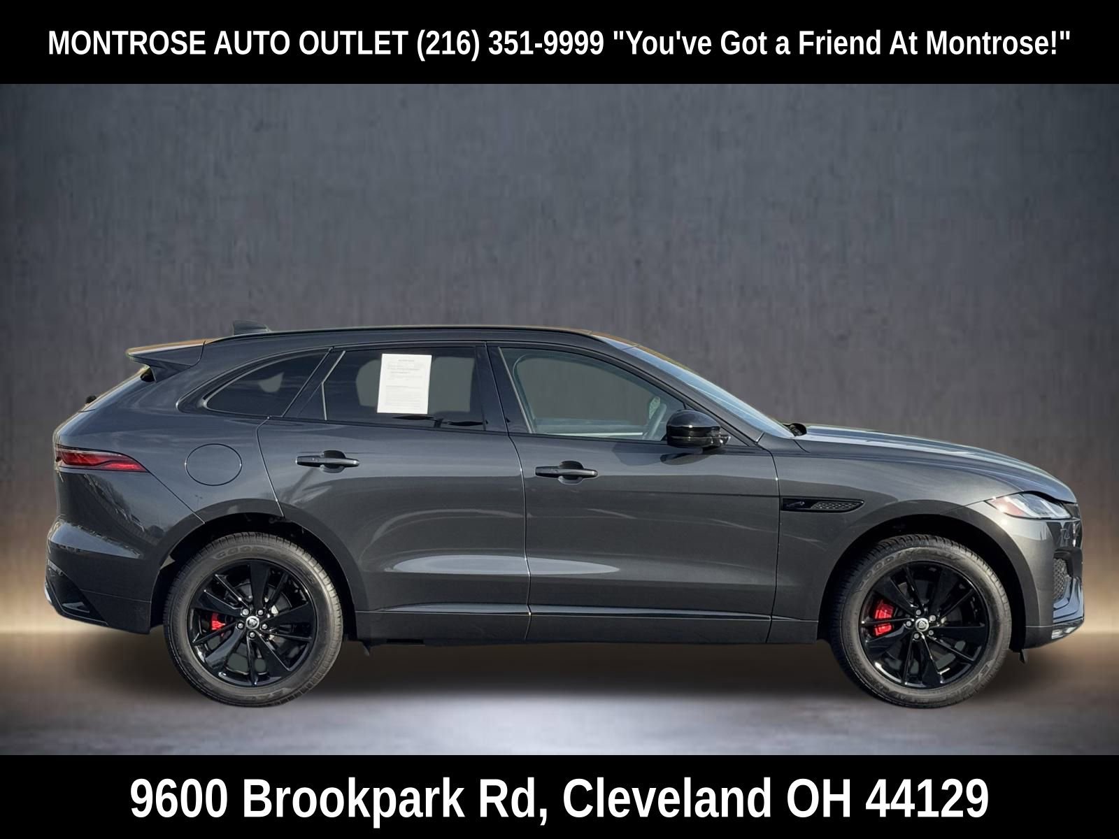 Used 2024 Jaguar F-PACE R-Dynamic S image 8