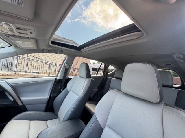 Used 2013 Toyota RAV4 Limited FWD image 10