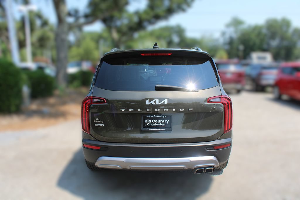 Certified 2022 Kia Telluride SX w/ SX Prestige Package AWD/4WD image 8