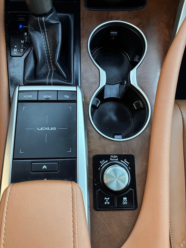 Used 2022 Lexus RX 350L Premium w/ Premium Package AWD/4WD image 32