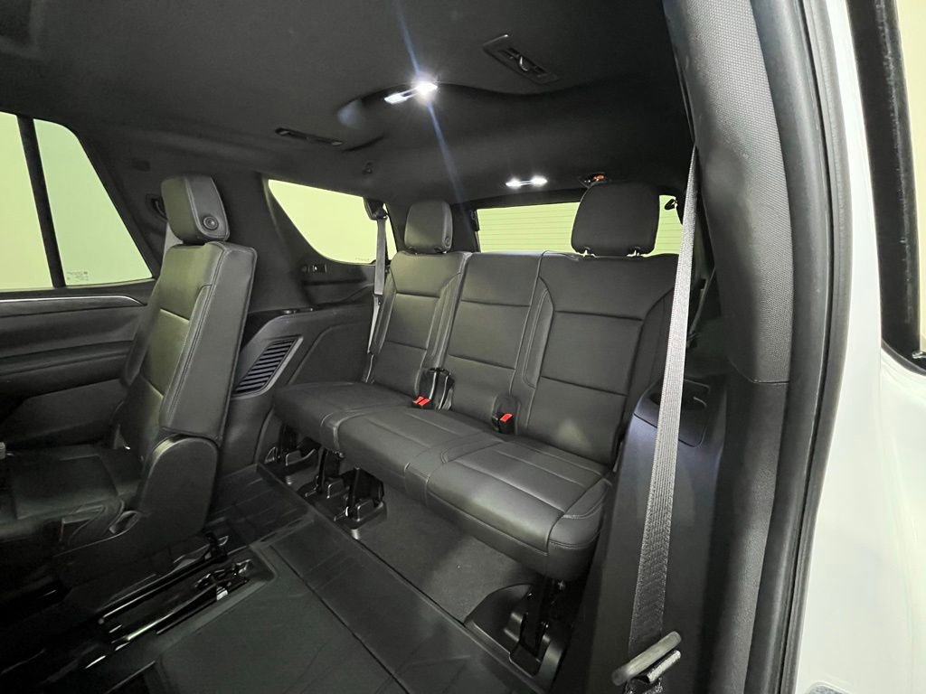 Used 2021 Chevrolet Tahoe Z71 w/ Rear Media and Nav Package AWD/4WD image 18
