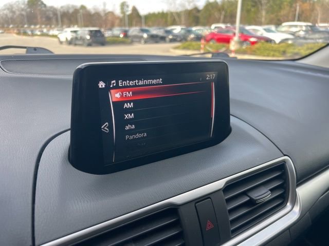 Used 2018 MAZDA MAZDA3 Touring image 18