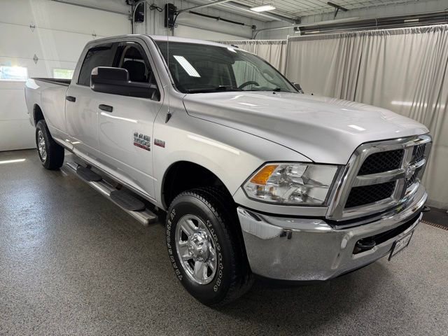 Used 2018 RAM 3500 SLT AWD/4WD image 3