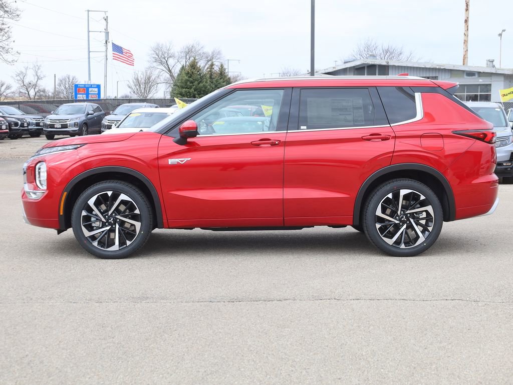 New 2025 Mitsubishi Outlander SEL image 6