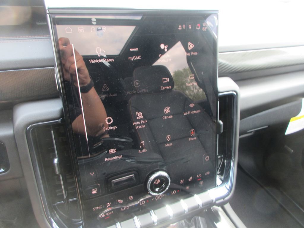 New 2026 GMC Yukon XL AT4 image 19