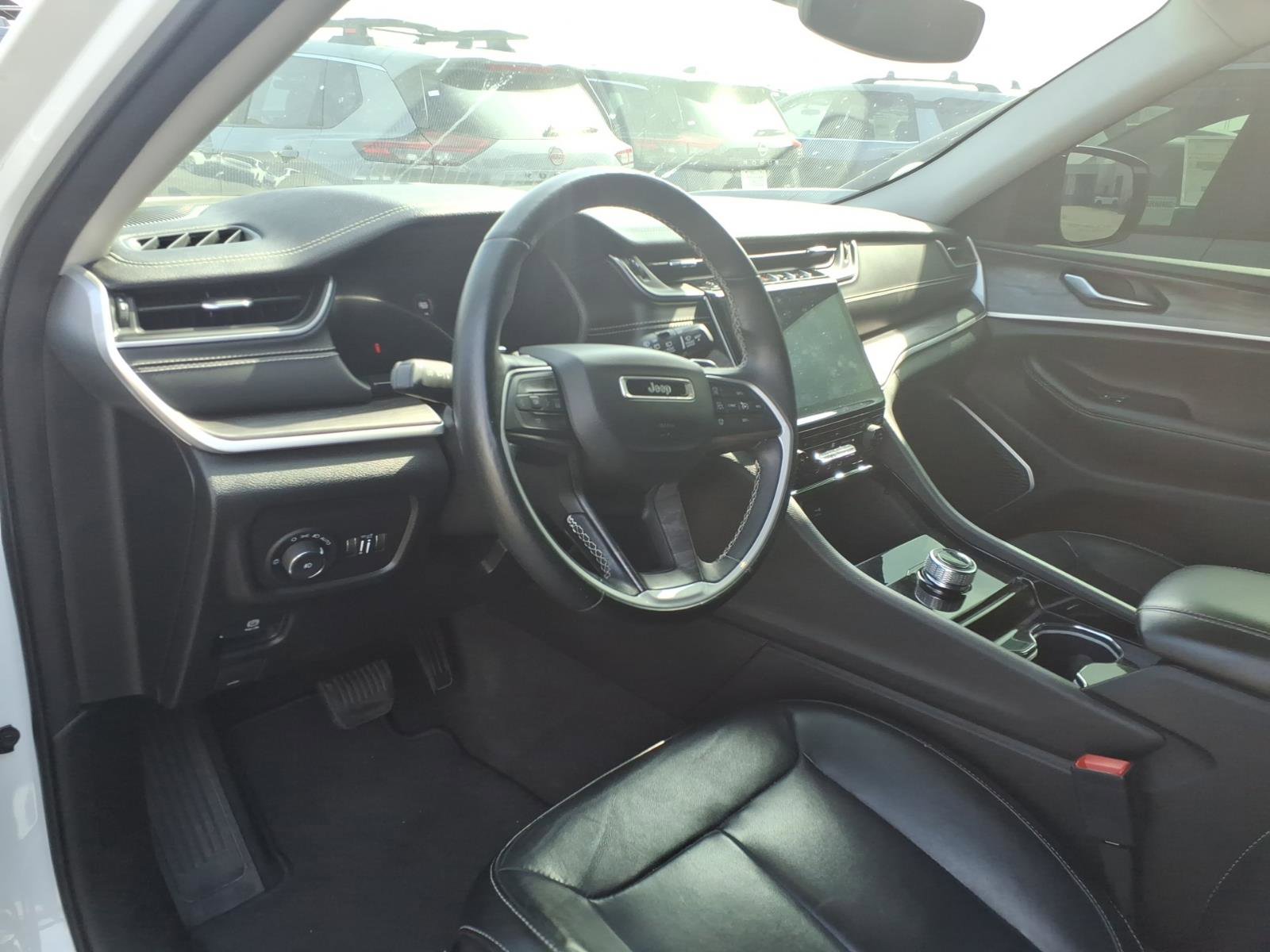 Used 2021 Jeep Grand Cherokee L Limited RWD image 6