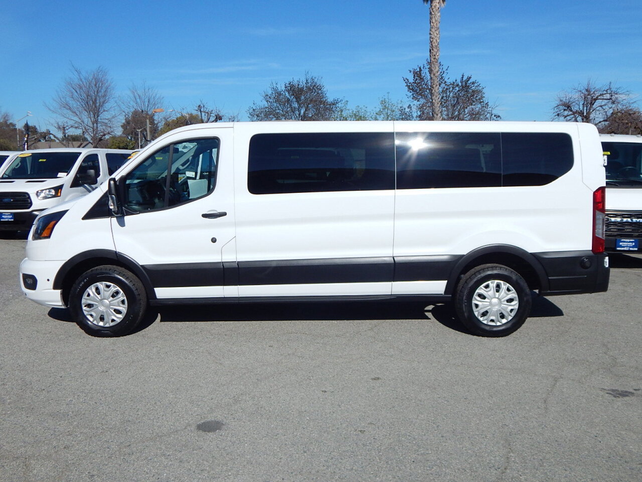 Used 2024 Ford Transit 350 XLT image 5