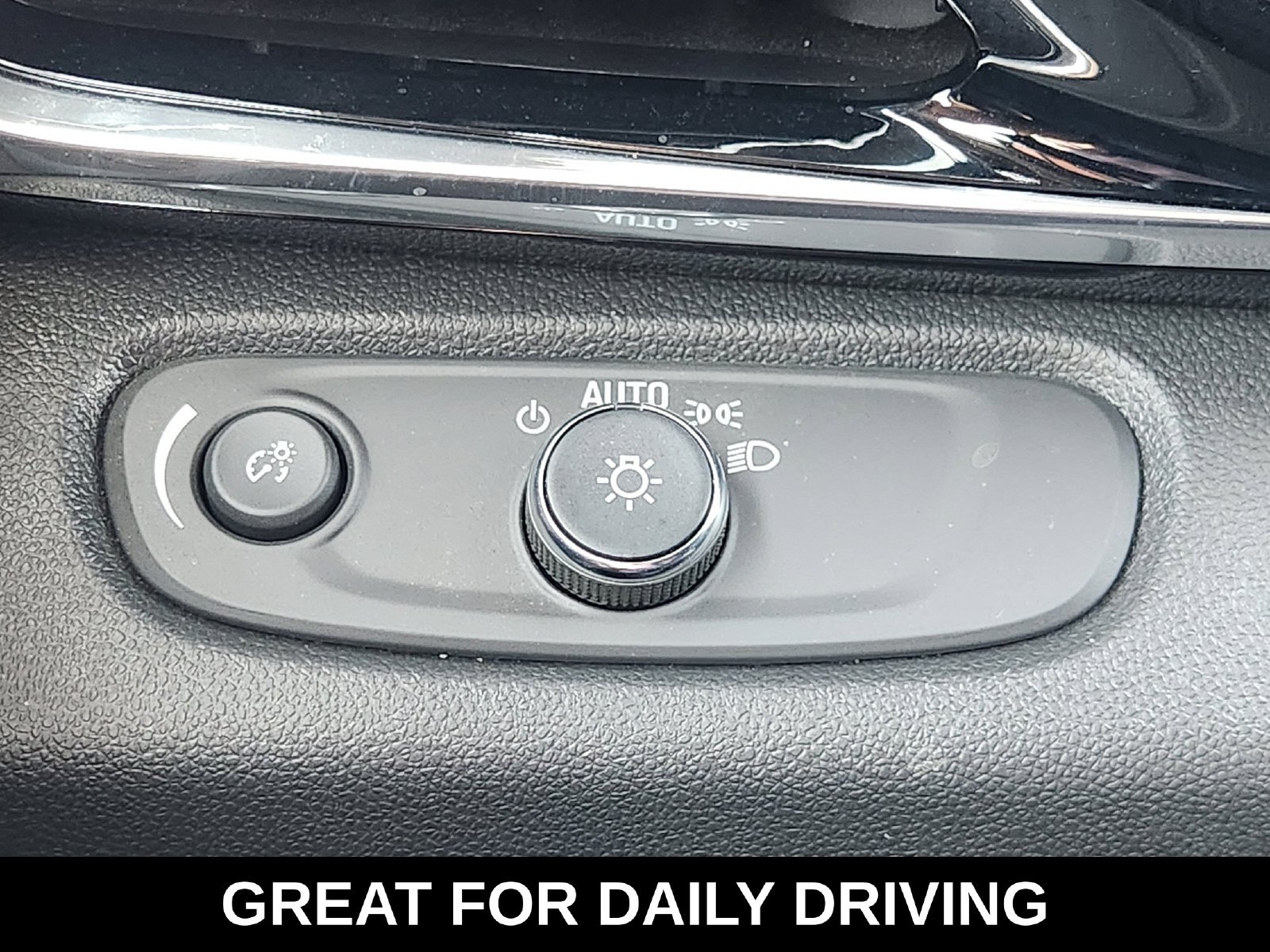Certified 2024 Buick Envista Sport Touring w/ Convenience I Package FWD image 27