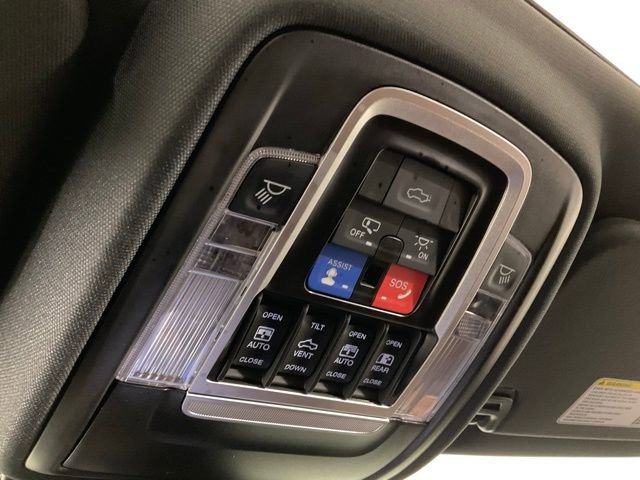 Used 2024 RAM 1500 Limited image 16