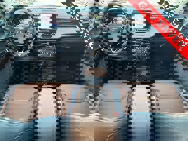 Used 2024 Ford Maverick Lariat image 2