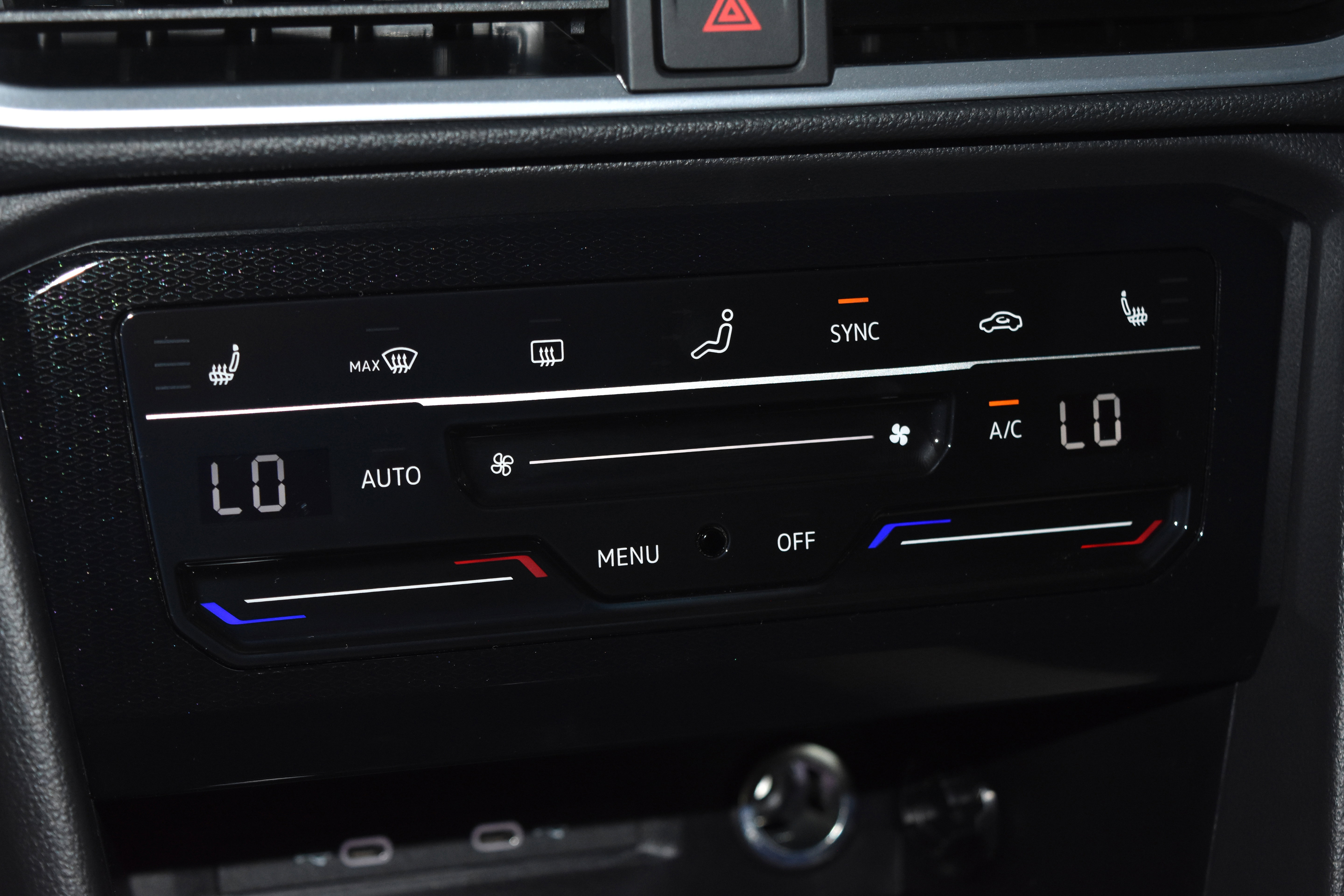 New 2025 Volkswagen Taos SE image 10