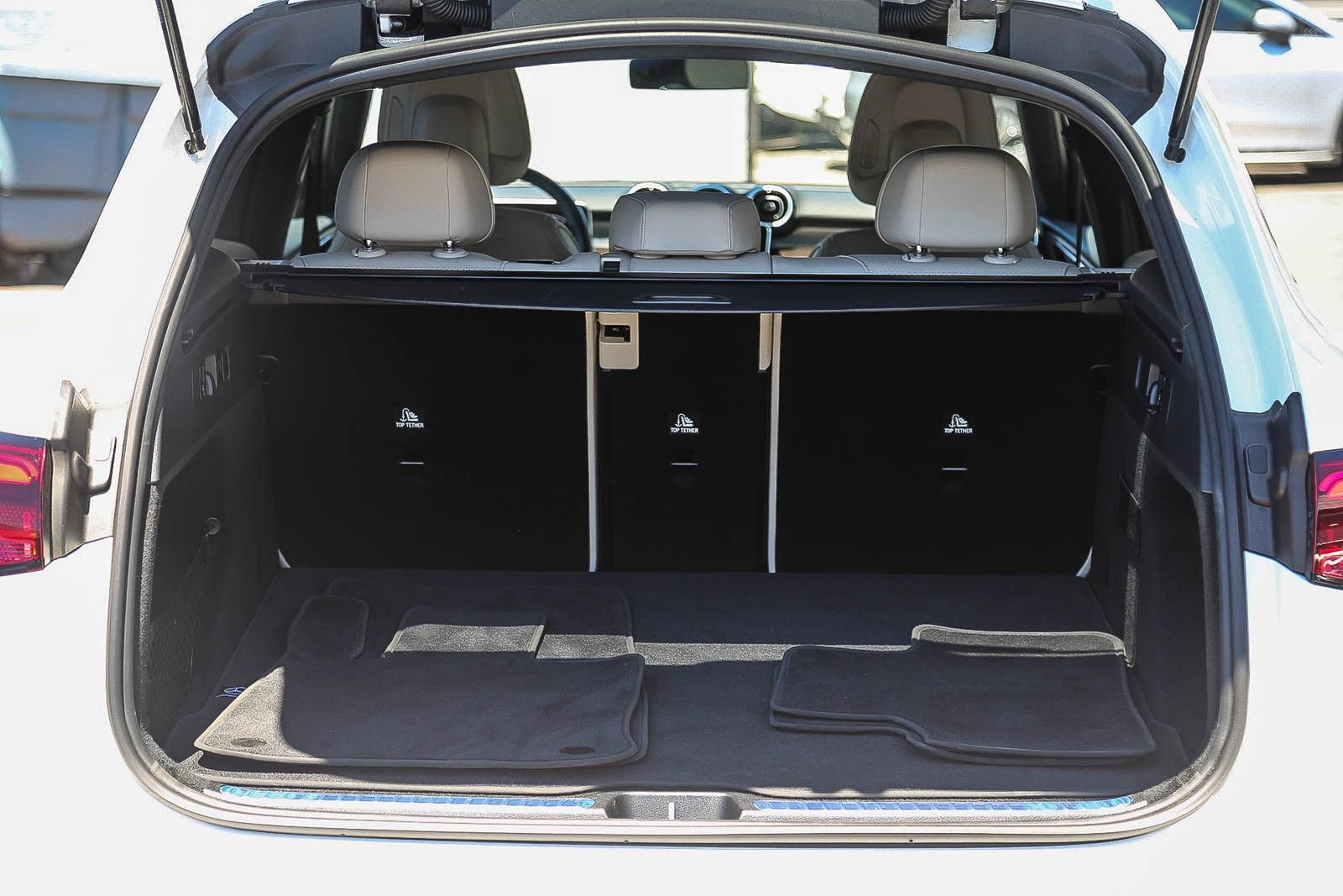 Certified 2026 Mercedes-Benz GLC 300 image 23