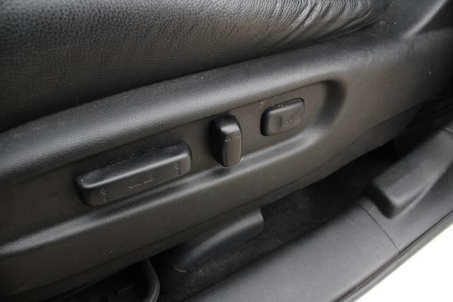 Used 2016 Honda Pilot Elite image 3