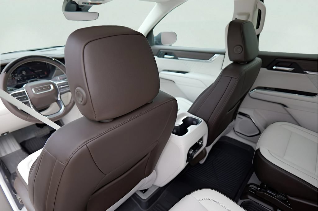 New 2026 GMC Acadia Denali w/ Super Cruise Package FWD image 22