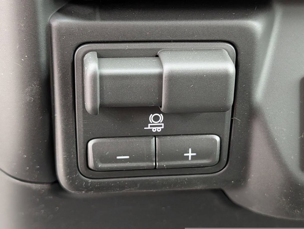 New 2026 GMC Sierra 2500 Pro w/ 1SA Pro Safety Plus Package image 19