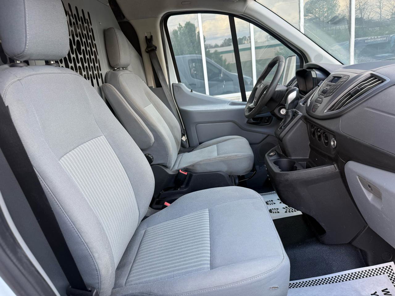 Used 2019 Ford Transit 150 130 Low Roof RWD image 26