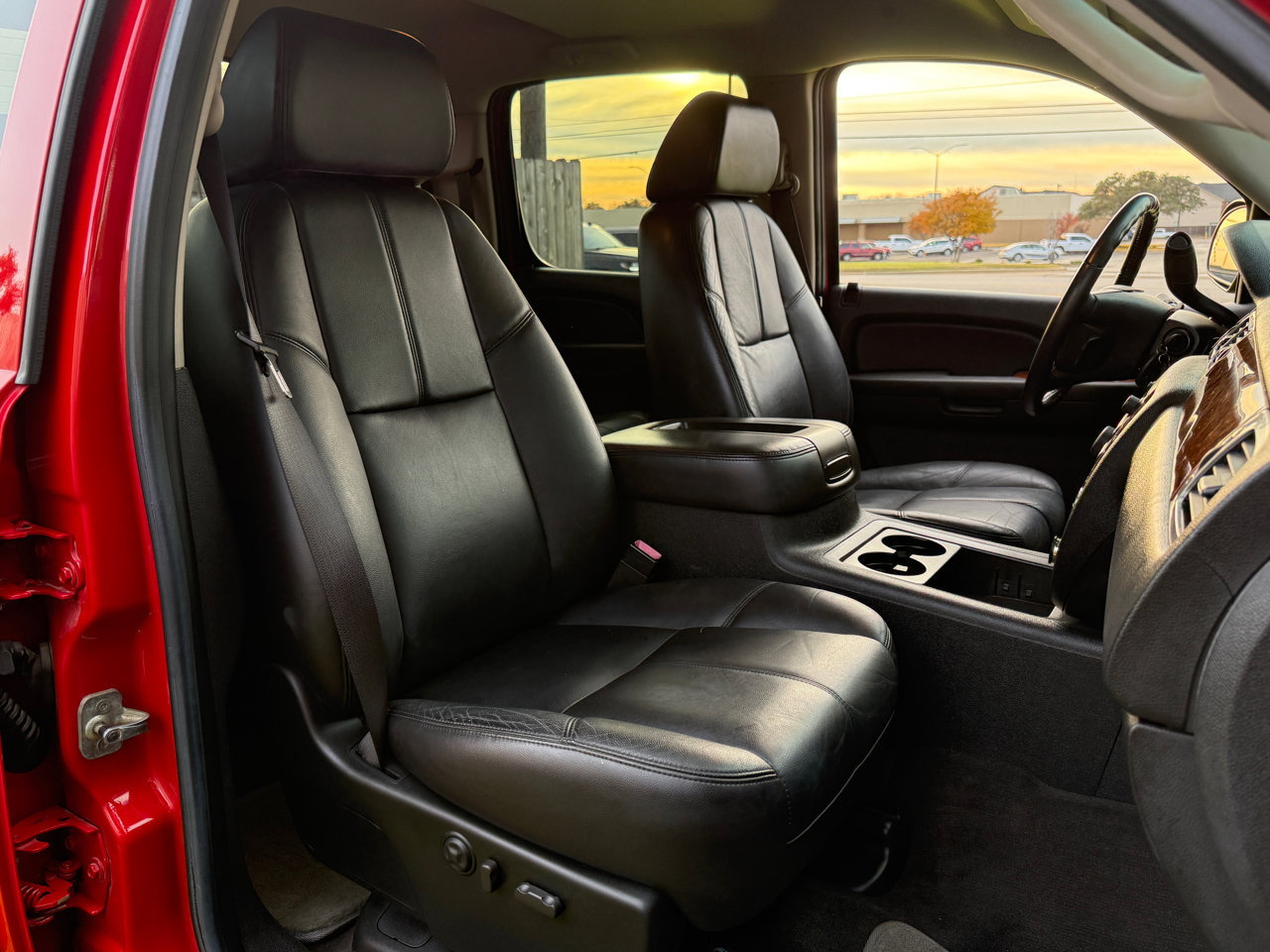 Used 2008 Chevrolet Silverado 1500 LTZ w/ EZ-Lift Tailgate Package image 17