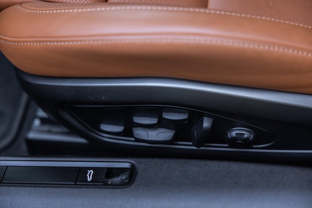 Used 2025 Porsche 911 Carrera GTS image 16