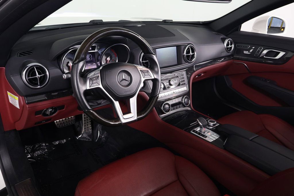 Used 2013 Mercedes-Benz SL 550 image 8