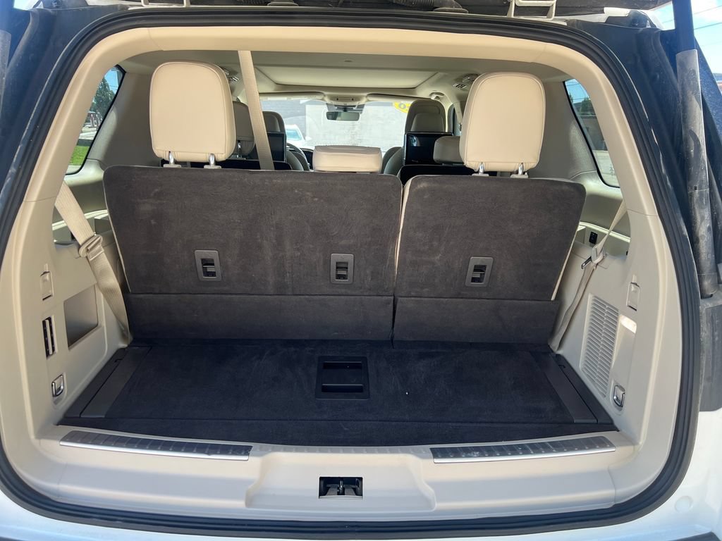 Used 2020 Lincoln Navigator Reserve w/ Luxury Package AWD/4WD image 8