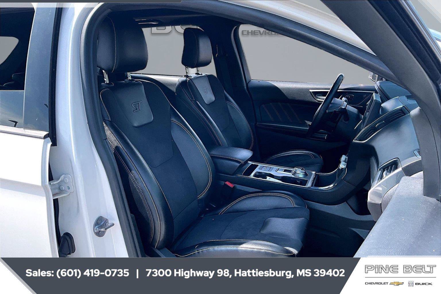 Used 2024 Ford Edge ST w/ Equipment Group 401A AWD/4WD image 6