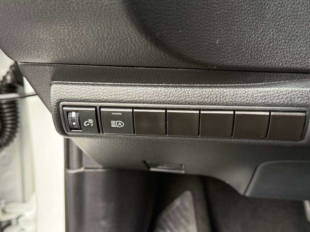 Used 2024 Toyota Corolla LE FWD image 25