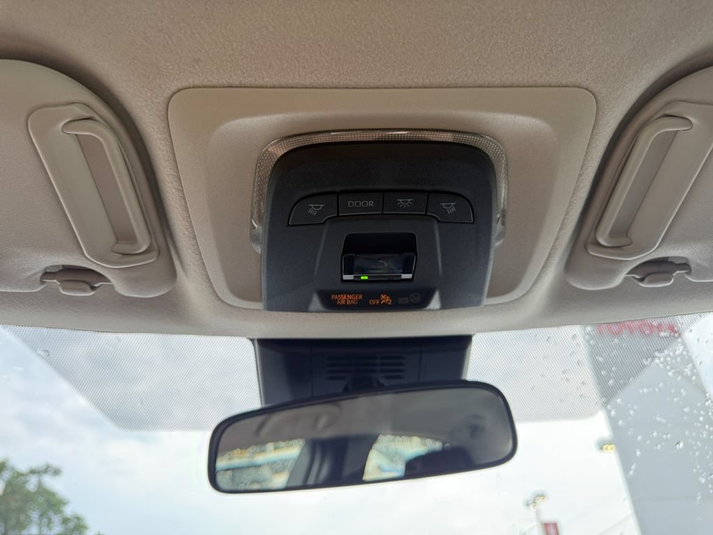 Used 2023 Toyota Corolla LE w/ LE Convenience Package FWD image 39