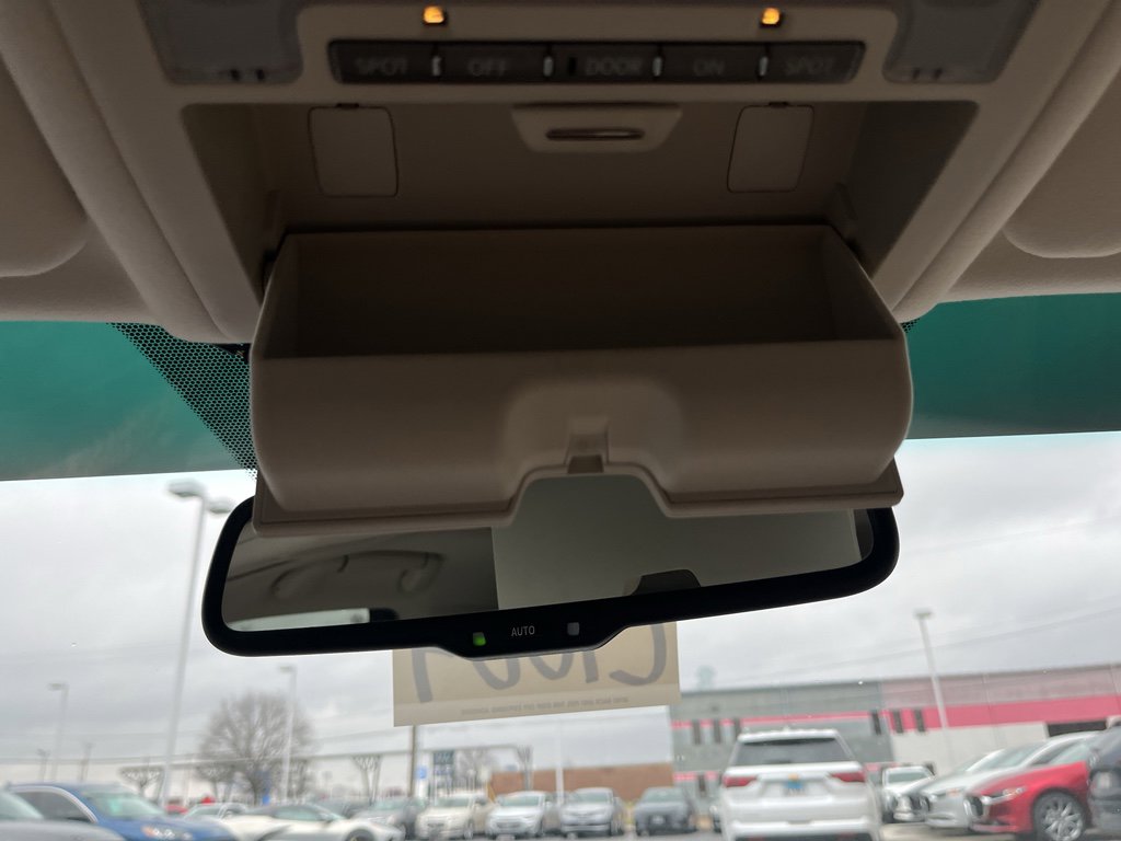 Used 2011 Lexus LS 460 w/ Comfort Pkg image 25