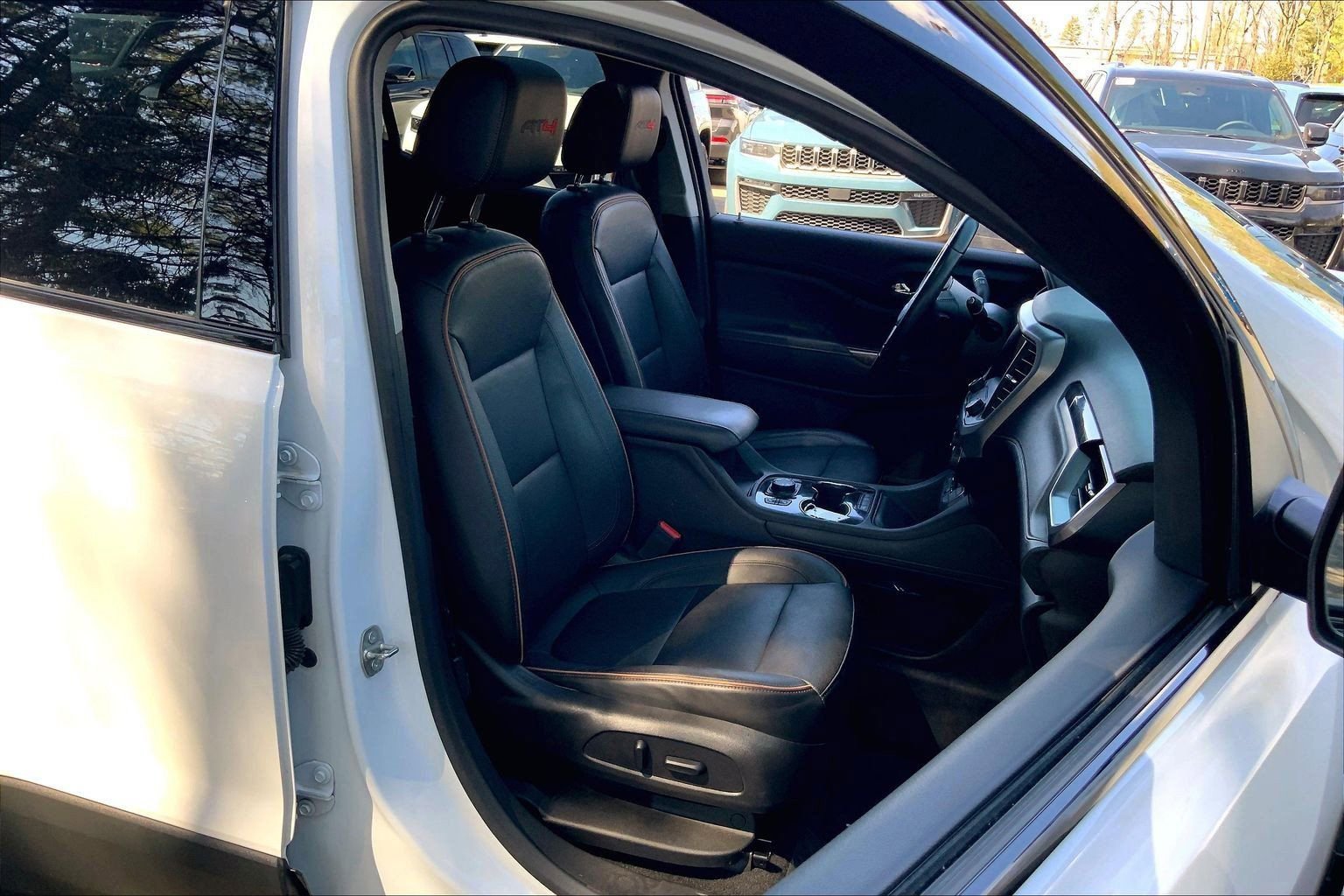 Used 2020 GMC Acadia AT4 w/ Driver Alert Package II image 6