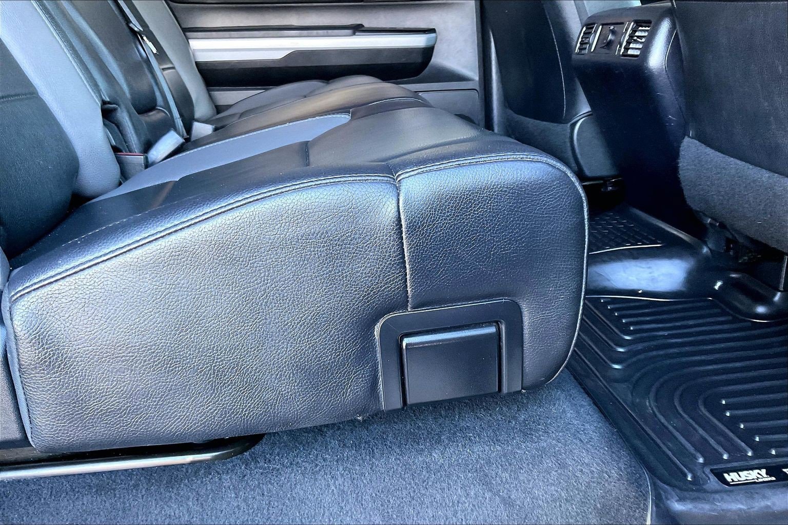 Used 2018 Toyota Tundra Limited image 19
